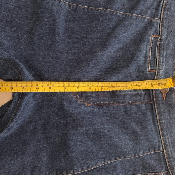 Veronica Beard Sheridan Exaggerated Flare High rise Size 30 - Picture 6 of 9